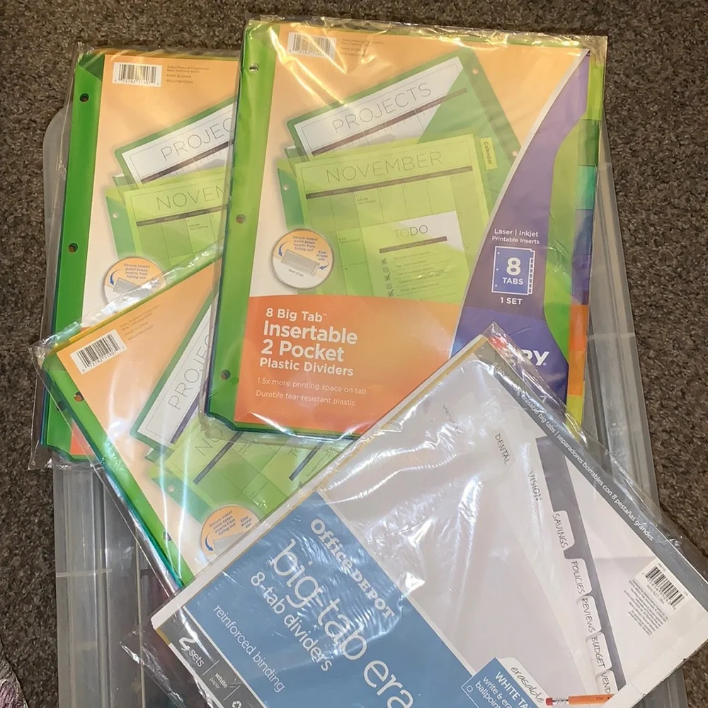 Avery plastic dividers 8 tabs - pack of three with bonus pack